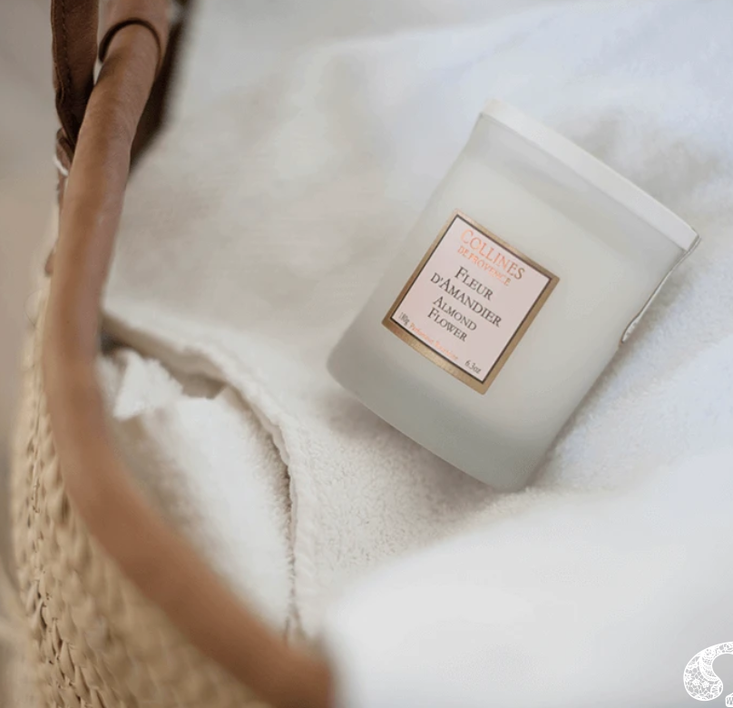 Bougie Parfumée Fleur De Coton – Cire De Soja 180g – Parfum Coton, Framboise & Musc Blanc – Fabriquée En Provence – Coffret Cadeau